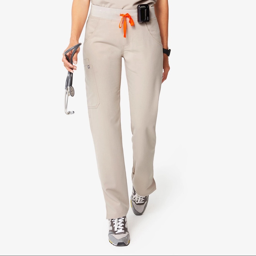 Figs Yola scrub pants in boulder